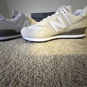New Balance 574 Men's Off-White and Gray Sneakers New never worn.
